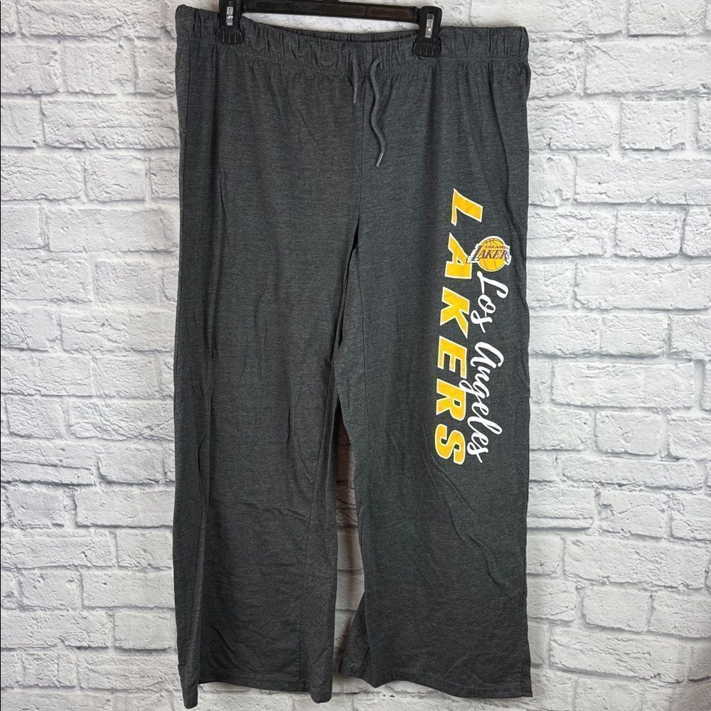 Los Angeles Lakers Gray Lounge Pants Size 2X In excellent
